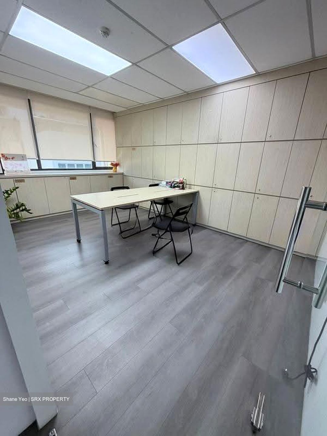 Carpenter Street (D1), Office #612800781